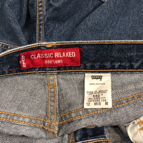 BRAND NEW LEVI SHORTS - Picture 6 of 15